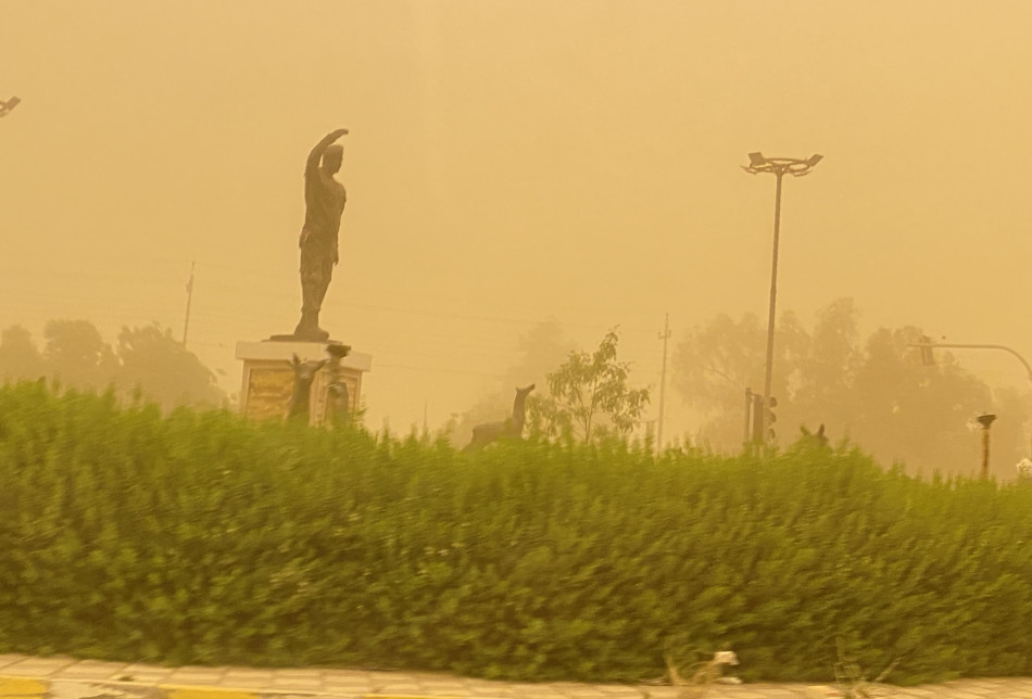 The heavy dust storm across Iraq covered the disputed territories as well.